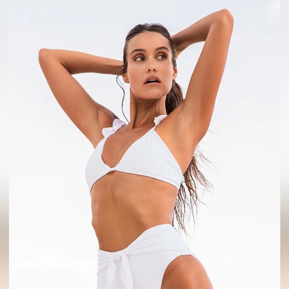 NWT - Lulu’s White Bikini Top - Picture 3 of 6